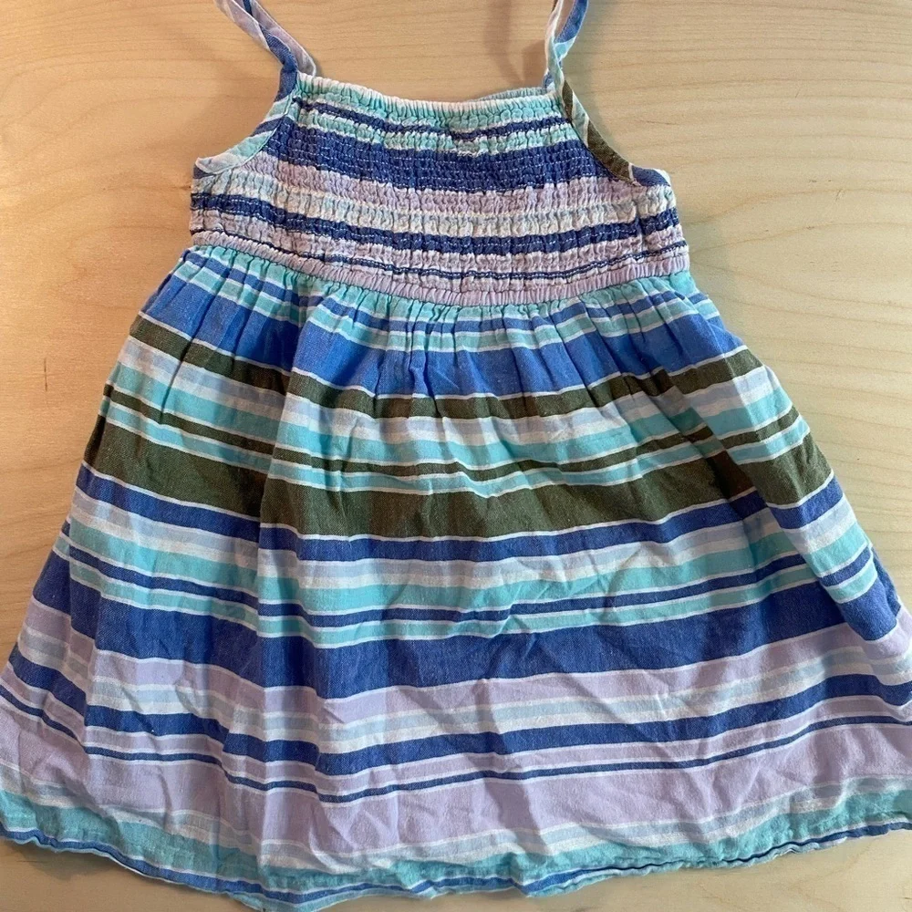 Old Navy Dress size 5T (DE)